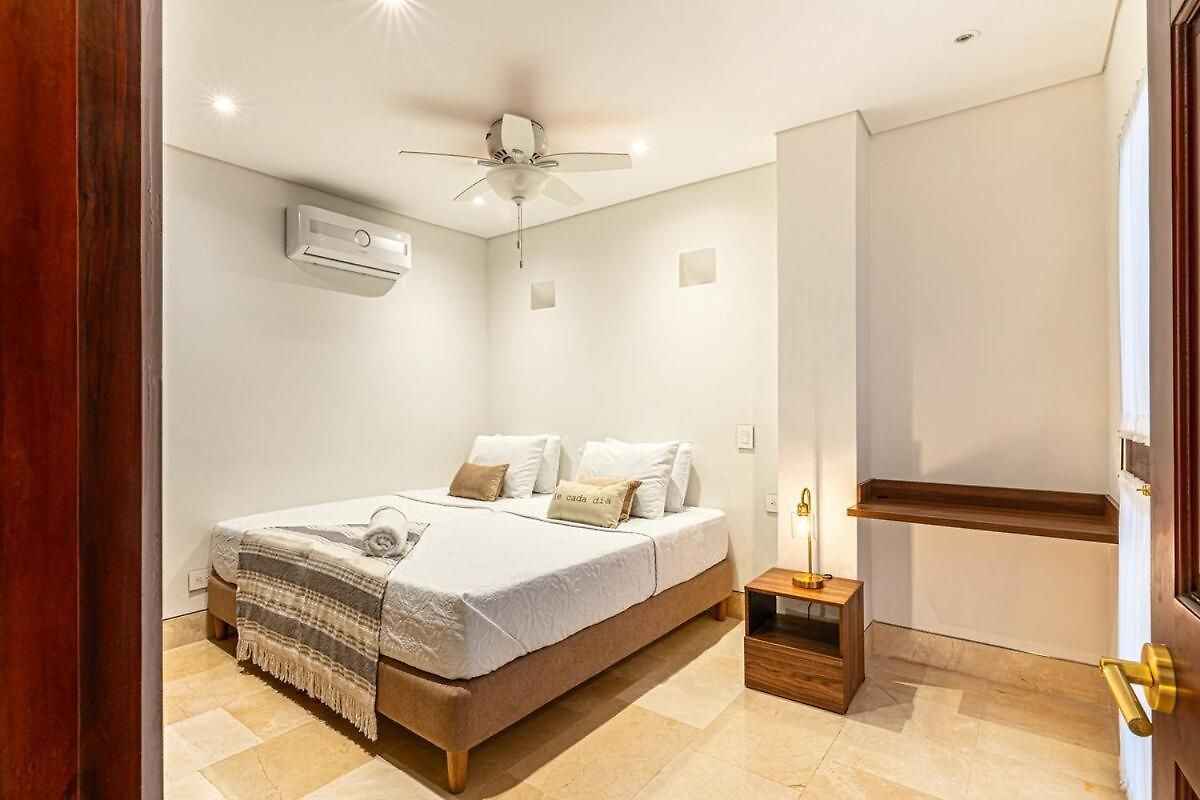 Villa Luxury House In The Heart Of With Jacuzzi Cartagena