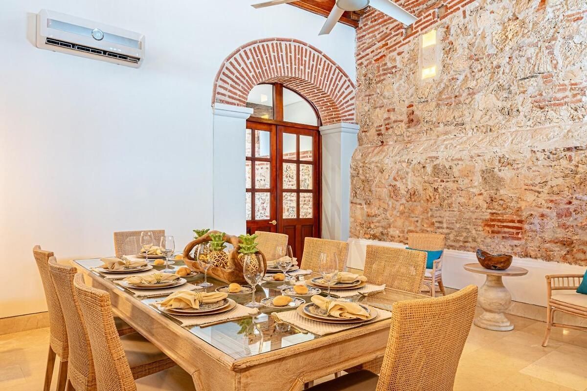 Villa Luxury House In The Heart Of With Jacuzzi *