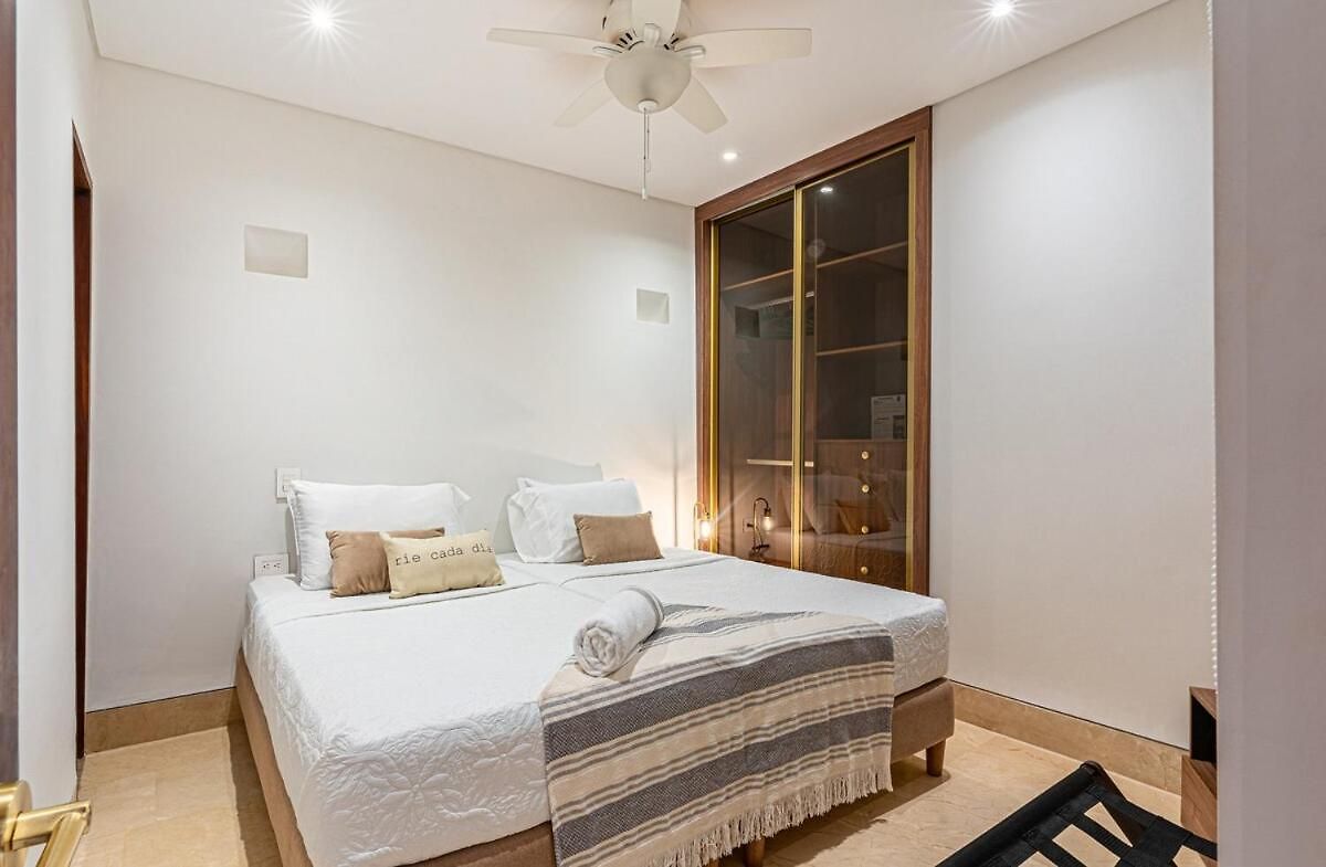 Villa Luxury House In The Heart Of With Jacuzzi *