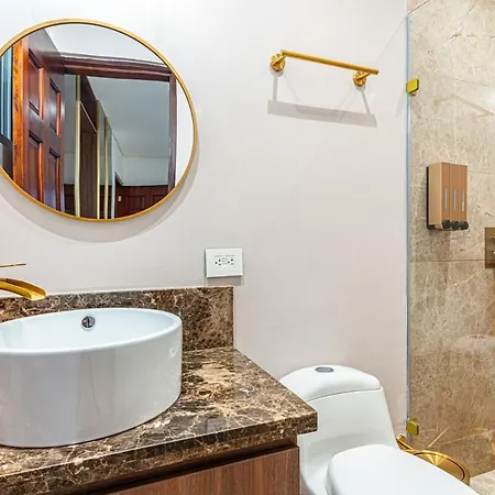 Luxury House In The Heart Of With Jacuzzi Villa *