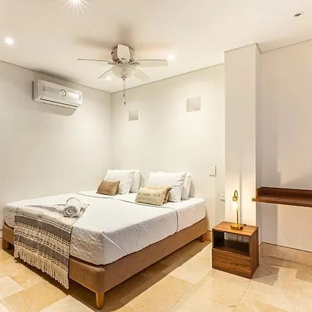 Villa Luxury House In The Heart Of With Jacuzzi Cartagena