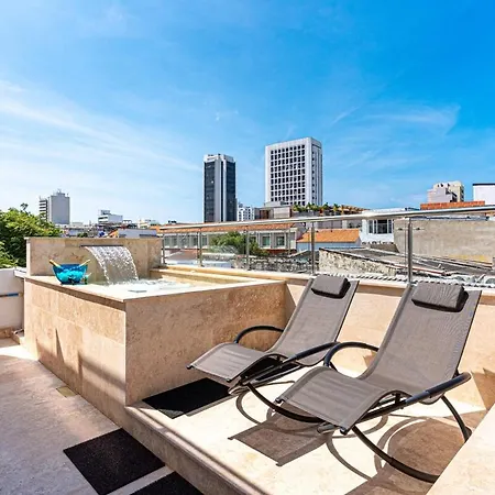 Villa Luxury House In The Heart Of With Jacuzzi