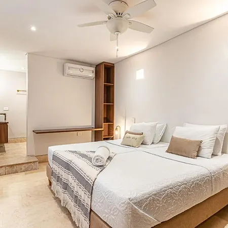 Luxury House In The Heart Of With Jacuzzi Villa *